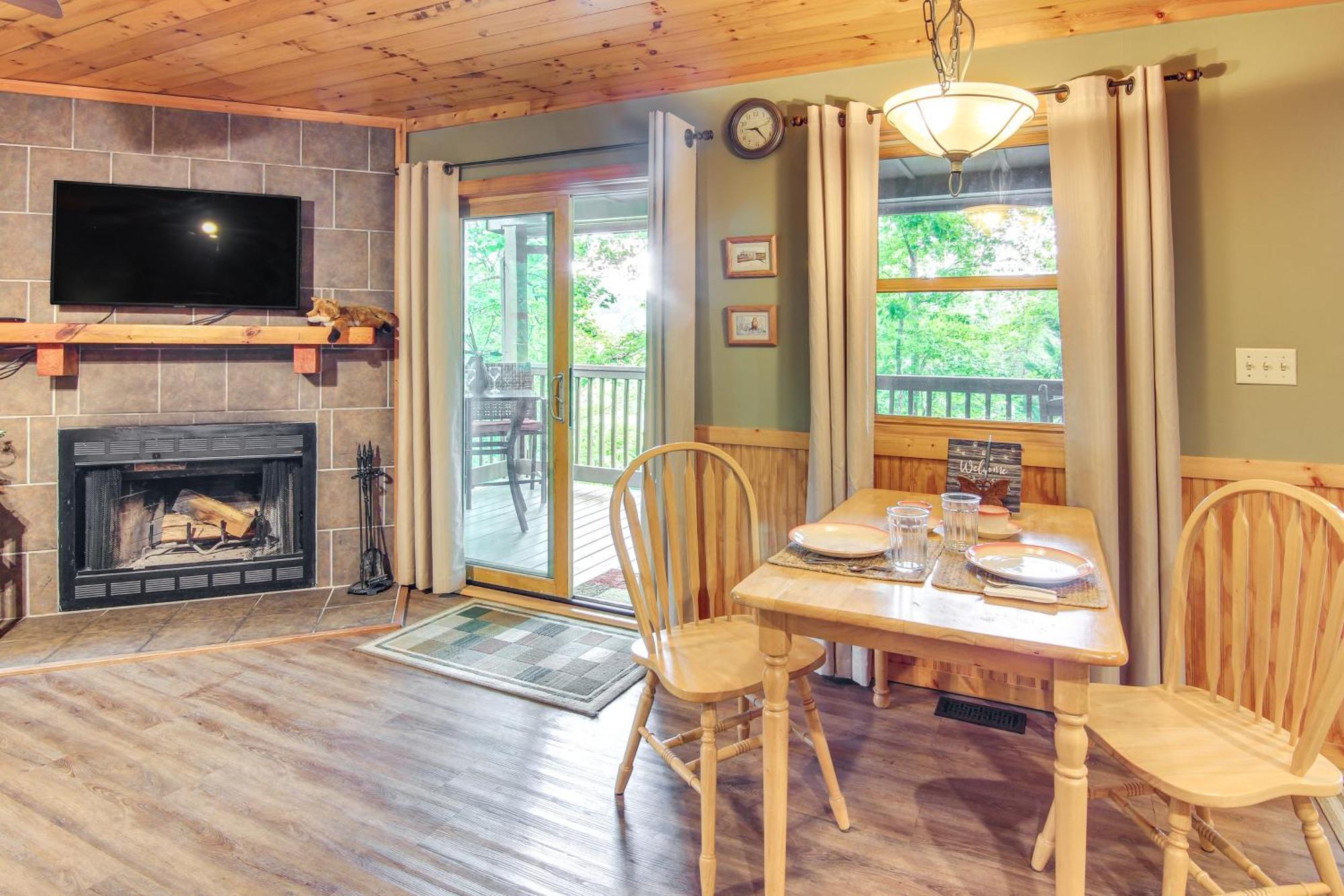 Charming Fox Den Cabin In Whittier With Hot Tub! Eksteriør billede